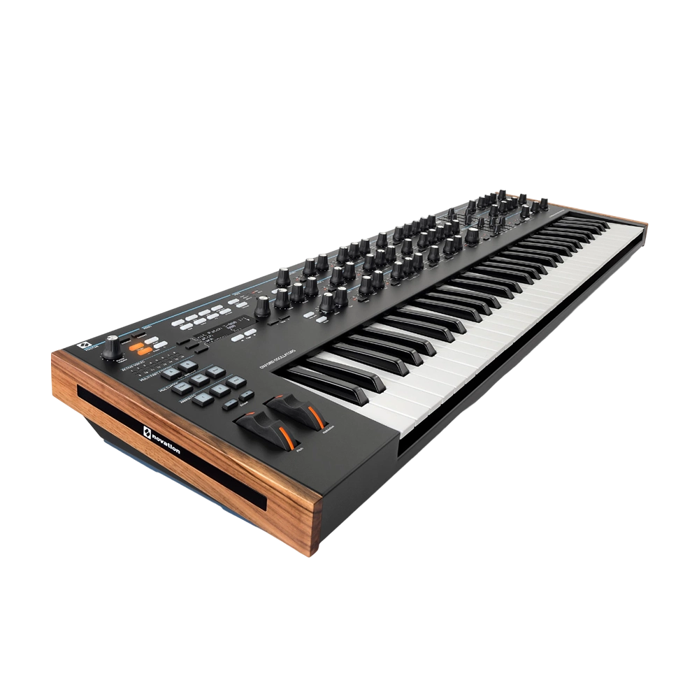 Novation Summit Polyphonic Synthesizer view 3